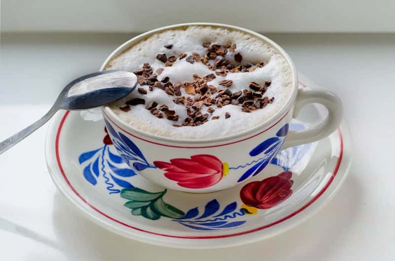 1. Ordering a Cappuccino After Late Morning in Italy (Image Credits: Pixabay)