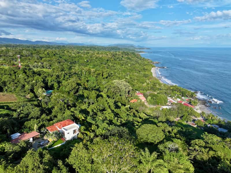 Costa Rica - Pura Vida Living Without the Premium Price (Image Credits: Unsplash)