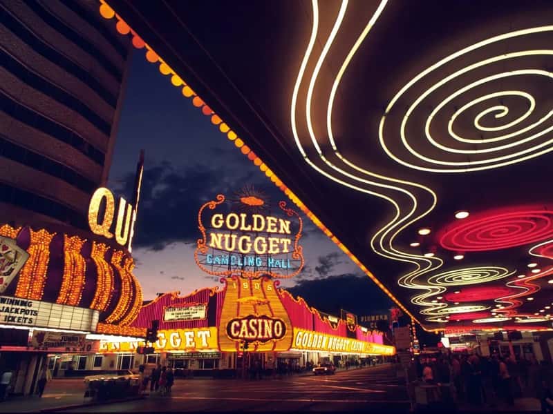 3. Explore the Neon Museum and Its Glowing Boneyard (Image Credits: Pixabay)