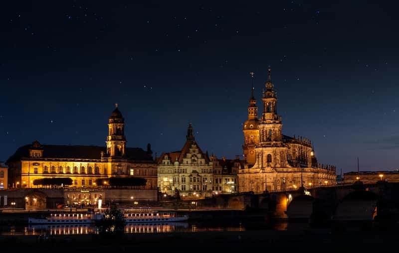 Explore Religious and Historic Sites (Image Credits: Pixabay)