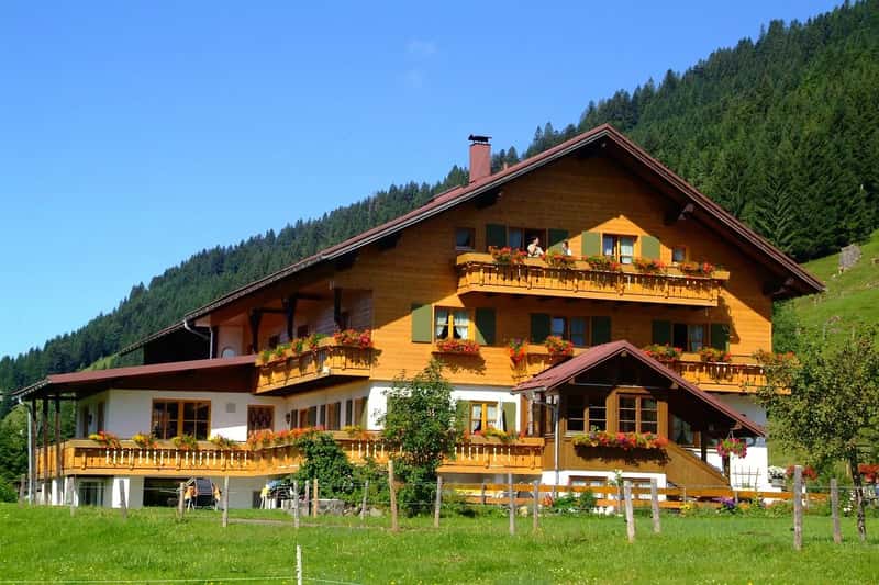 6. Staying in smaller, independently owned accommodations instead of international chains (Image Credits: Pixabay)