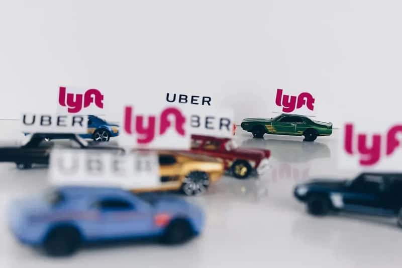 15. Ride-Share Apps as a Daily Commute (Image Credits: Unsplash)