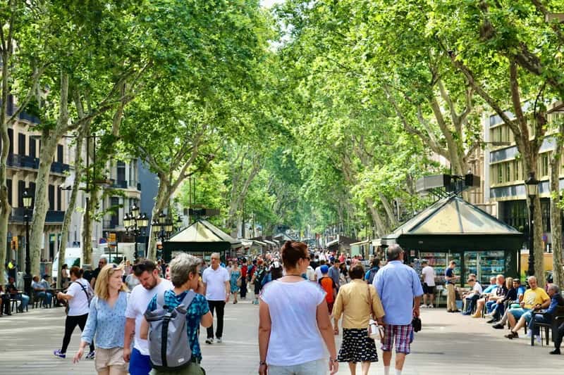 Barcelona, Spain – Las Ramblas and the Crowd Crush (Image Credits: Unsplash)