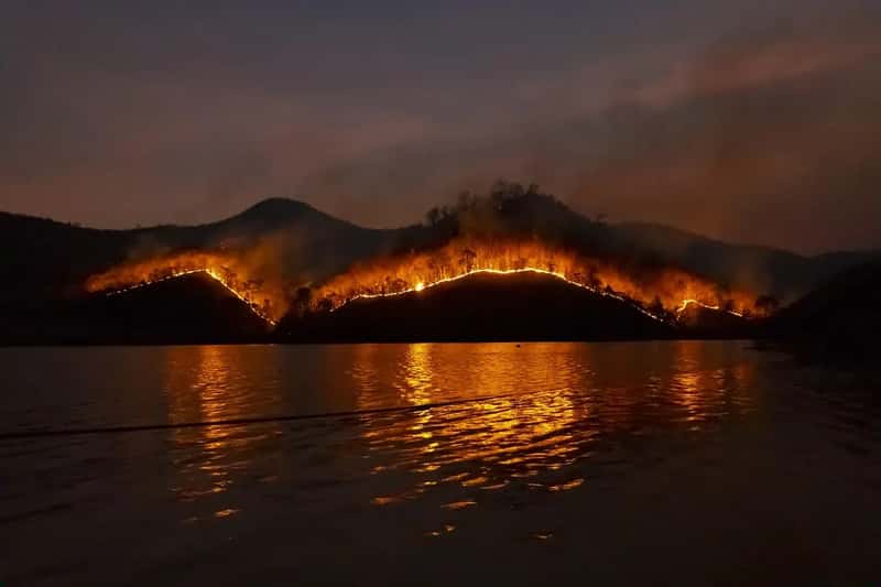 5. The Shadow of the Lahaina Wildfire Still Looms Over Maui (Image Credits: Pixabay)
