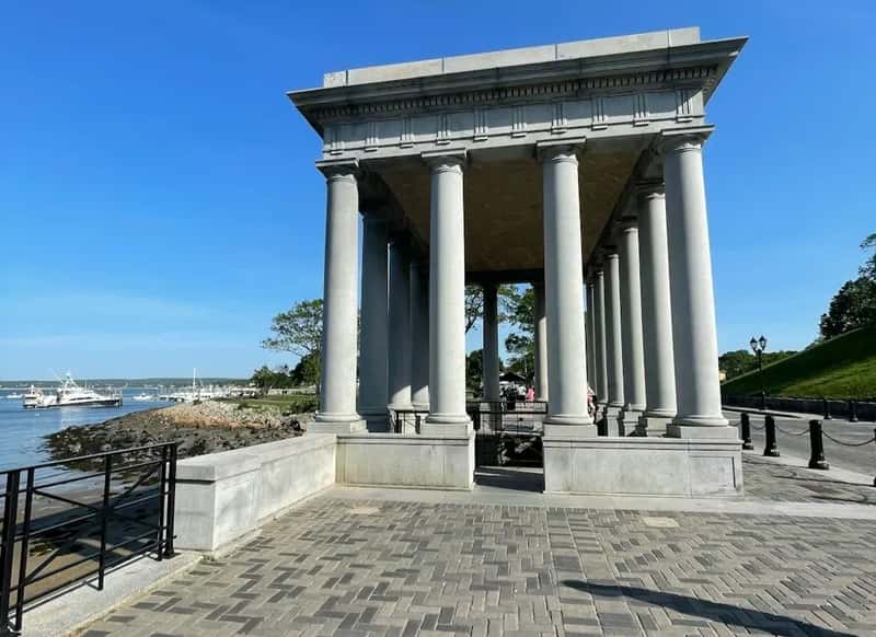 19. Plymouth Rock, Plymouth, MA (Image Credits: Unsplash)