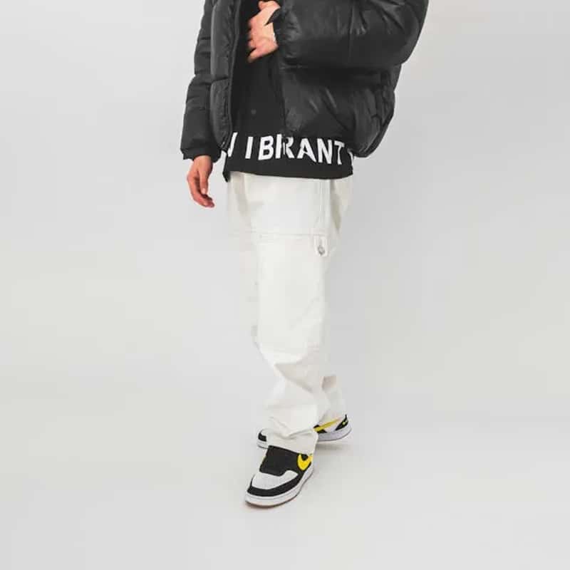 2. Oversized, Extremely Baggy Clothing (Image Credits: Pexels)