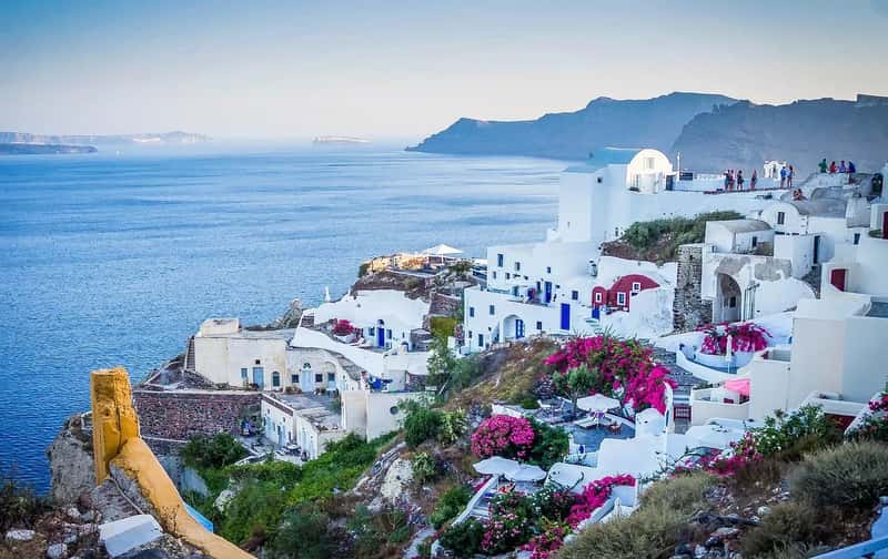 5. Greece: Golden Visas and Mediterranean Sunshine (Image Credits: Pixabay)