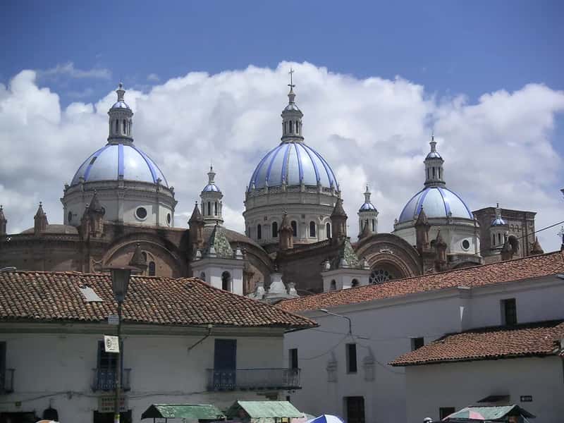 Cuenca, Ecuador: Blue Domes in the Southern Andes (adam_stoffa, Flickr, CC BY 2.0)