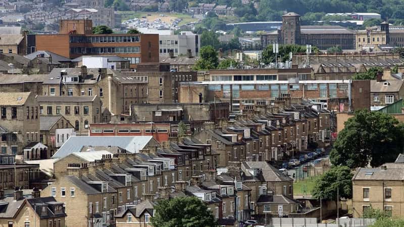 1. Bradford, United Kingdom - Europe's Top Crime City Right Now (Image Credits: Pixabay)