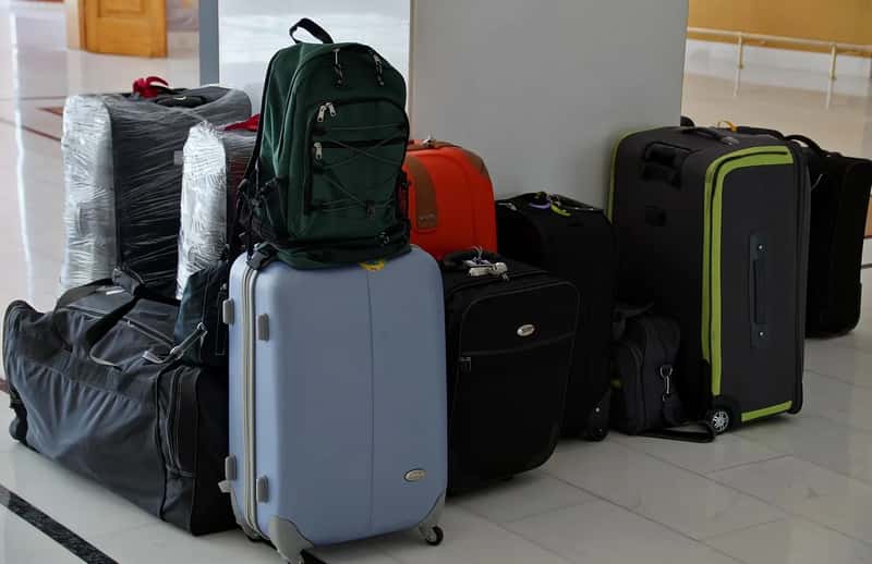 #10 - The Carry-On That Was Never Going to Fit (Image Credits: Pixabay)