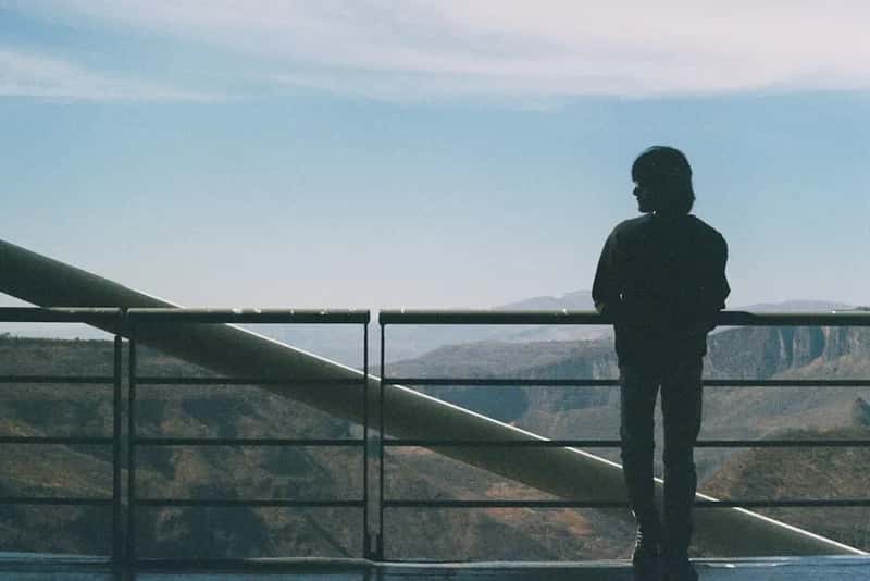 4. Climbing Over Safety Rails at Scenic Overlooks (Image Credits: Unsplash)