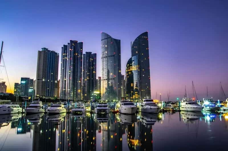 6. South Korea - #1 Among Young Adults (Image Credits: Rawpixel)