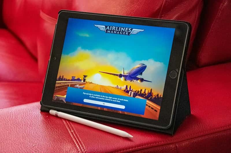 4. Your airline's app shows a vague or shifting status (Image Credits: Unsplash)