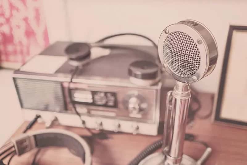 #4 - The CB Radio Turned Living Rooms Into a Social Network Decades Before the Internet (Image Credits: Pexels)