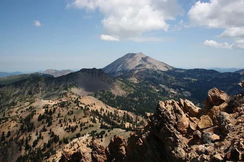 17. Lassen Volcanic National Park, California - 357,651 Visits in 2024 (Image Credits: Pixabay)