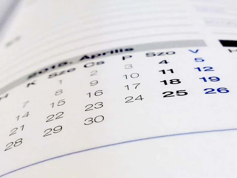2. Understand the Real Booking Window - Not the Myth (Image Credits: Pixabay)
