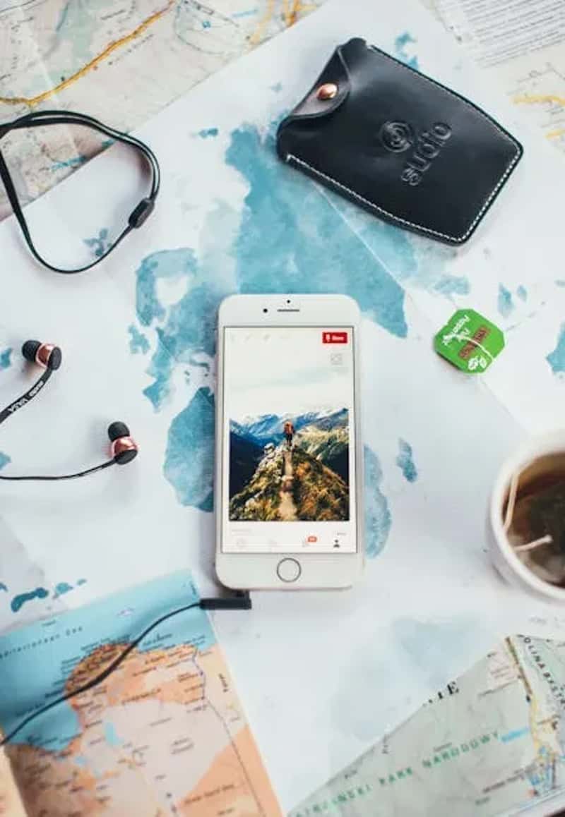 #11 - Download and Update the Cruise Line App at Home, Not at the Port (Image Credits: Pexels)