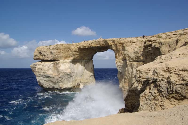 Gozo: Malta's Peaceful Neighbor (Image Credits: Wikimedia)