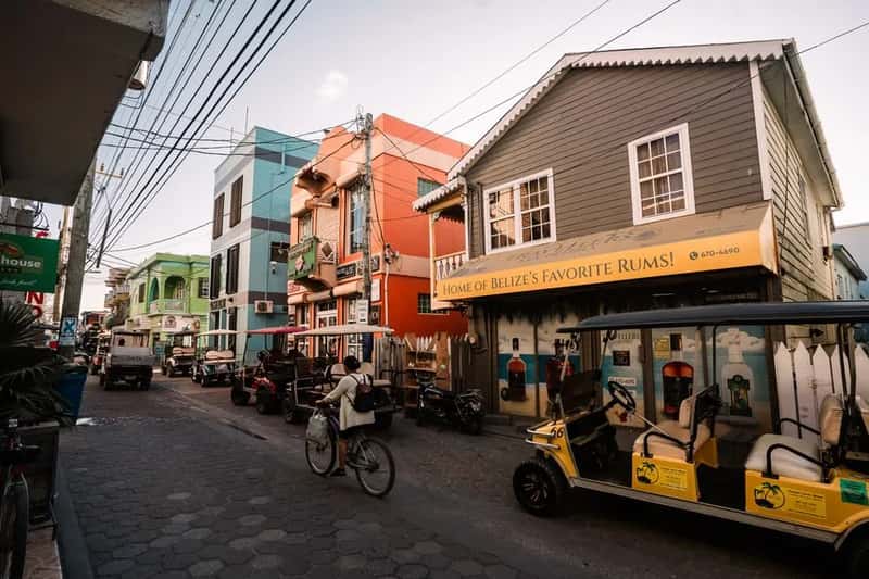 Belize offers an English speaking landing spot (Image Credits: Pexels)