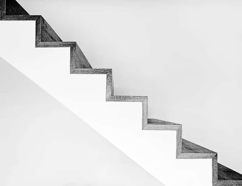 Falls, stairs, and the hidden safety risk (Image Credits: Unsplash)