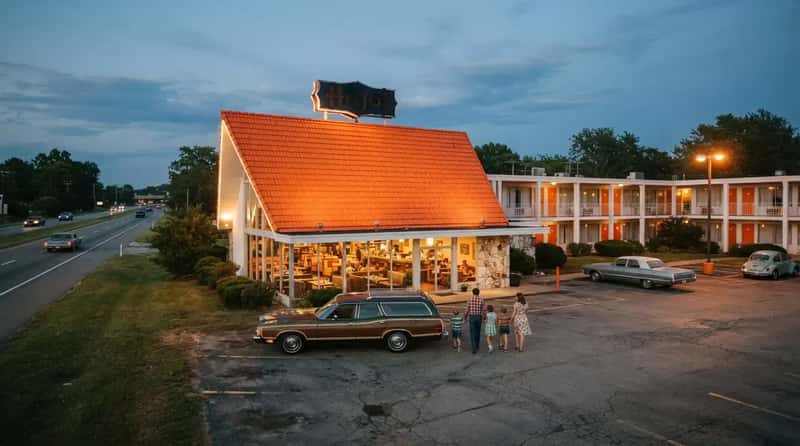 #10 - Howard Johnson's Orange Roof Meant You Were Safe for the Night (Image Credits: Gemini)
