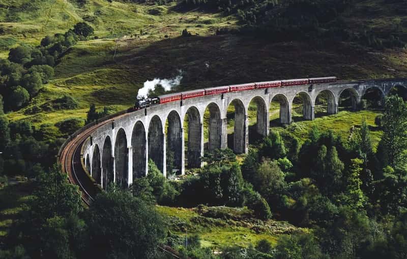 7. West Highland Line, Scotland (Image Credits: Unsplash)