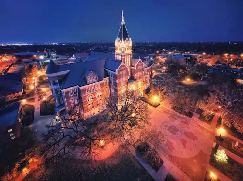 6. Wichita, Kansas (Image Credits: Pexels)