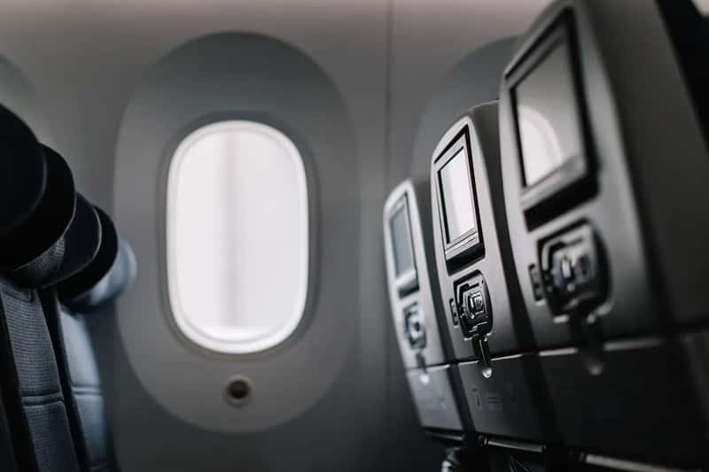 #8 - Off-Peak Flights Have Empty Premium Cabins That Need Bodies in Seats (Image Credits: Pixabay)