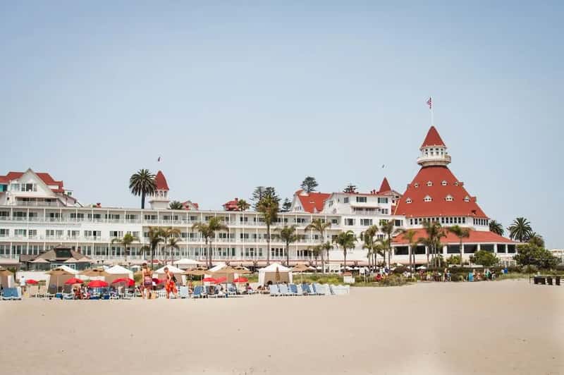 Coronado offers a middle path between city and coast (Image Credits: Pexels)