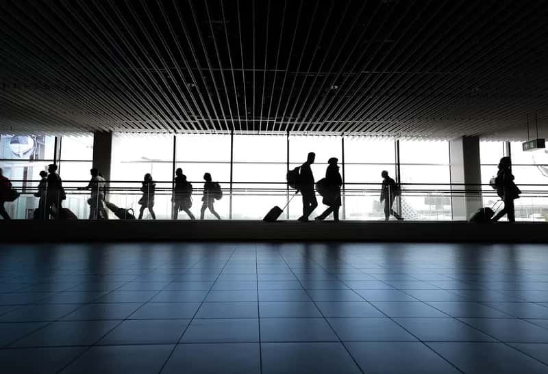 2. Bringing Your Entire Travel Group to the Belt (Image Credits: Pixabay)