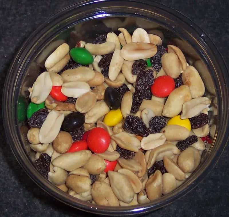 Snacks That Won't Make a Mess (By ImGz, CC BY-SA 3.0)