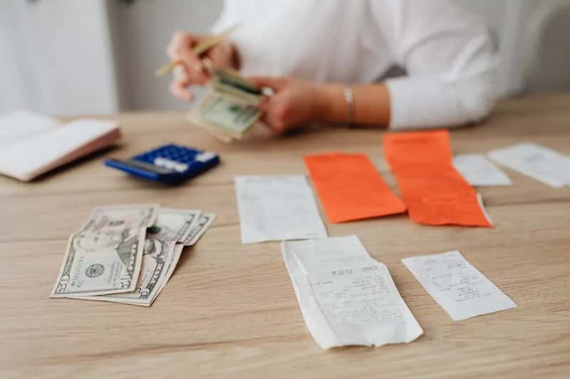 5. Misjudging the actual cost of living (Image Credits: Pexels)