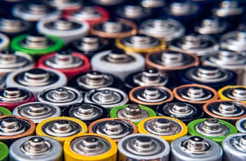 4. Lithium Battery Power Banks in Checked Bags - A New and Critical Rule (Image Credits: Unsplash)