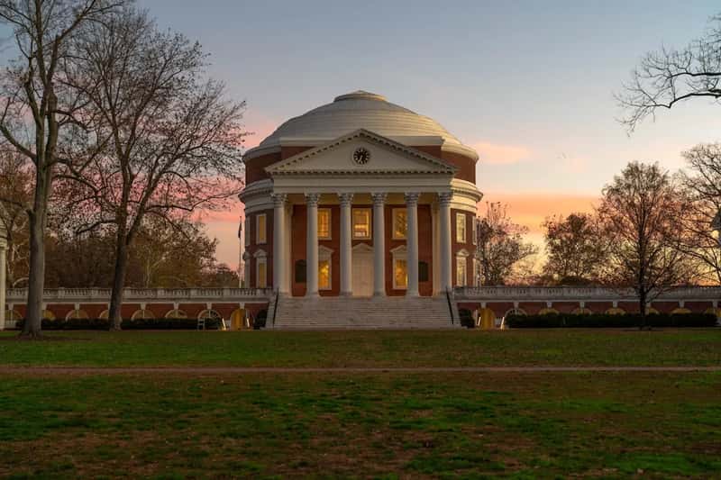 7. Charlottesville, Virginia (Image Credits: Unsplash)