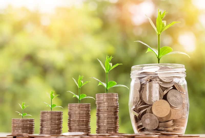 7. Letting My Home Country Financial Ties Lapse (Image Credits: Pixabay)