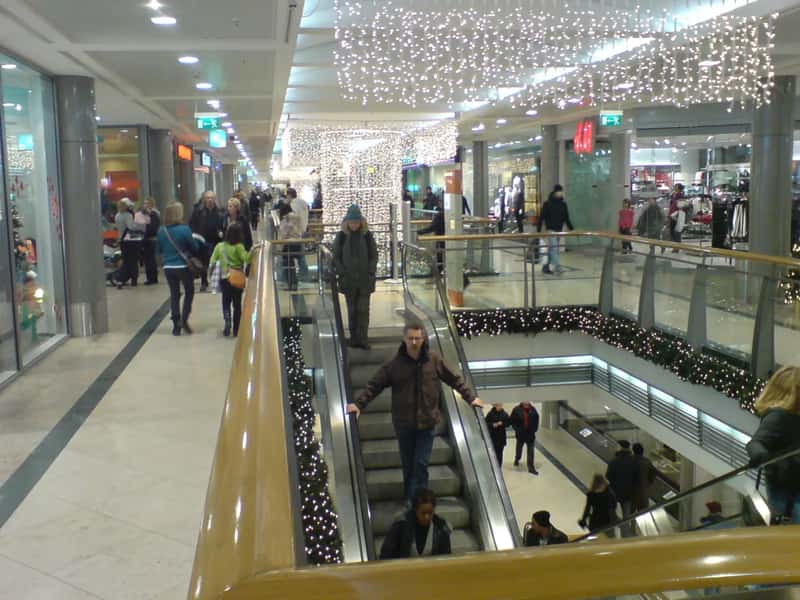 2. Stand Right, Walk Left, No Exceptions (Self-photographed, Public domain)