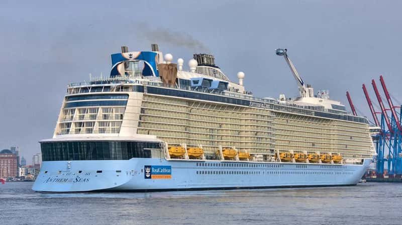The Environmental Cost Nobody Puts on the Brochure (Anthem of the Seas - Cruise Ship in Hamburg, CC BY 2.0)