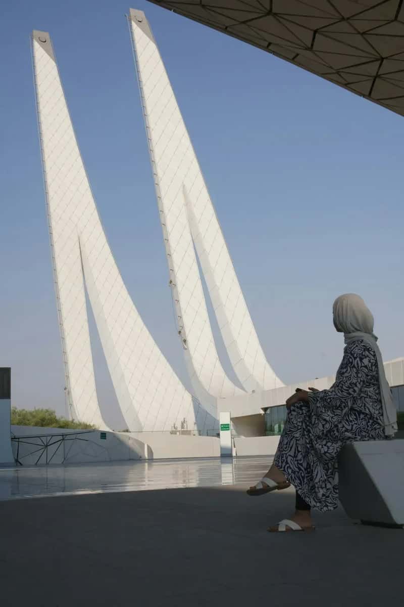 Qatar: Comprehensive Male Guardianship System Remains (Image Credits: Unsplash)