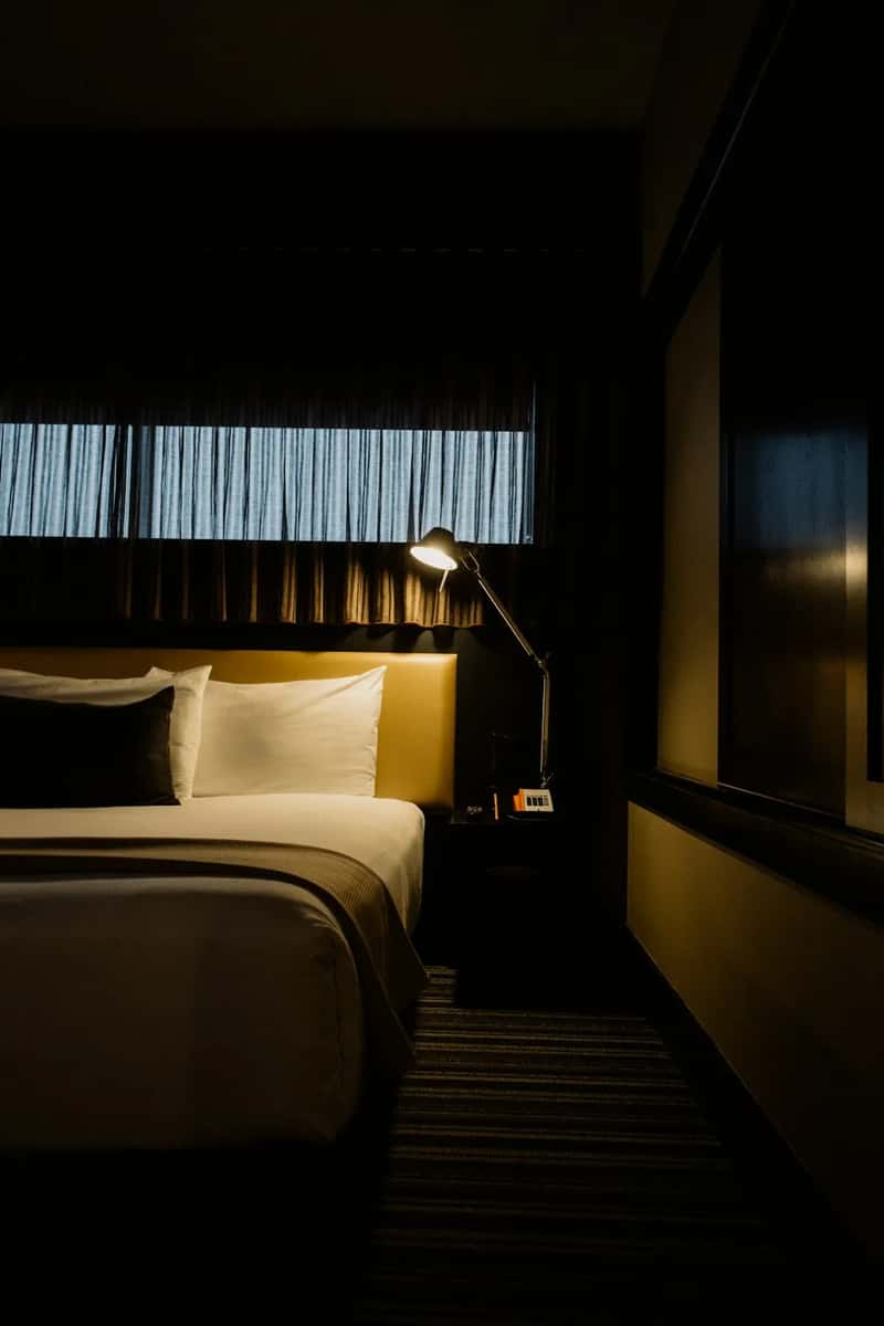 2. Checking into a room that looks different from the photos (Image Credits: Unsplash)