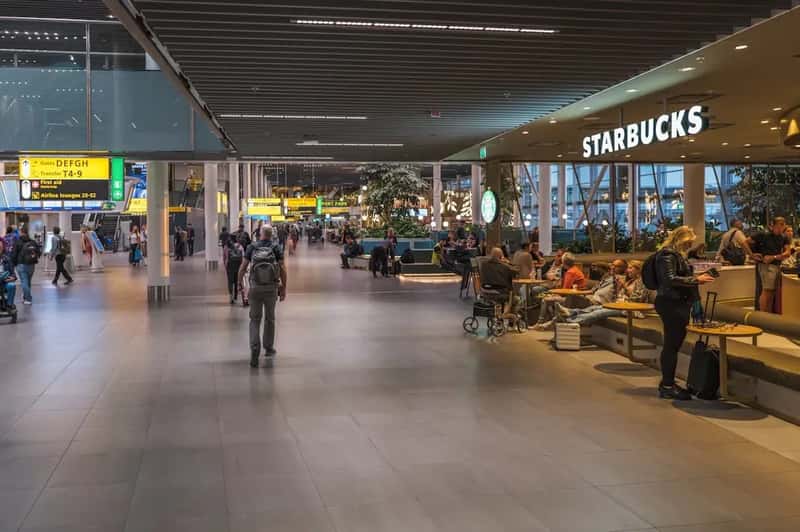 #15 - Give Yourself a Longer Layover Than You Think You Need (Image Credits: Unsplash)