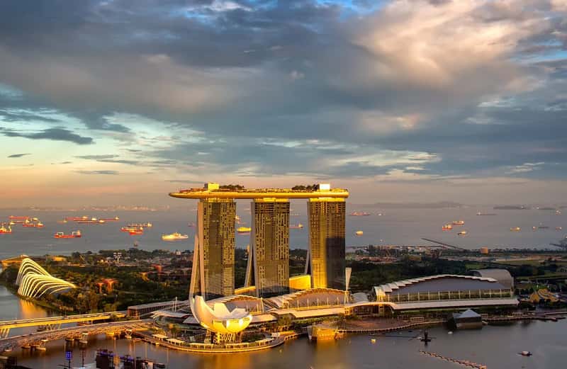 Singapore (. Ray in Manila, Flickr, CC BY 2.0)