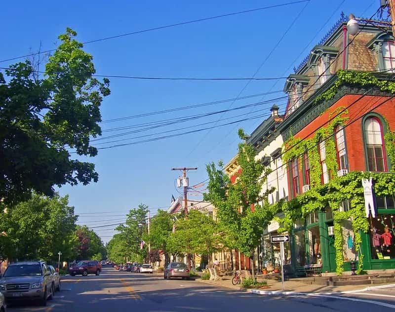 4. Cold Spring, New York - Hudson River Beauty with Big-City Reach (Transferred from en.wikipedia to Commons by Daniel Case., CC BY-SA 3.0)