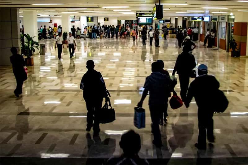 3. Total Visitor Arrivals Are Falling Year After Year (Image Credits: Unsplash)