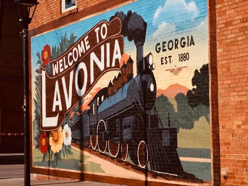 Georgia - Warmth Without the Worst of Florida's Risks (Image Credits: Unsplash)