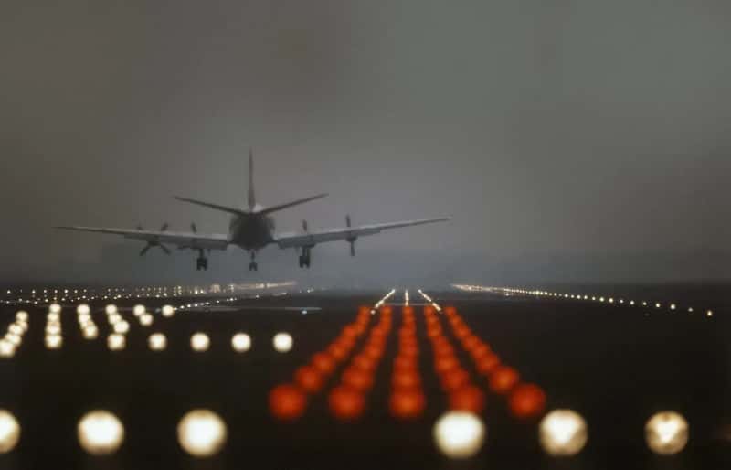 An airport running past capacity (Image Credits: Unsplash)