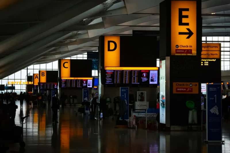 #7 - They Adjust Their Entire Communication Style for Hard-of-Hearing Travelers (Image Credits: Unsplash)