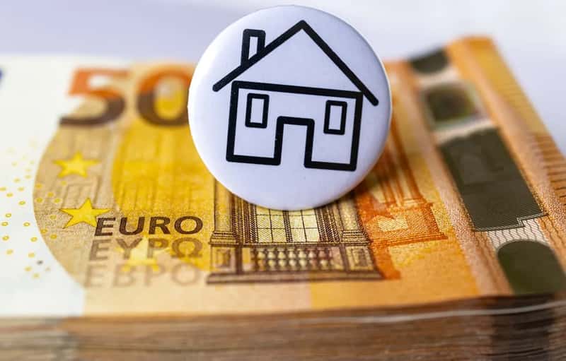 Home prices tell a stark story (Image Credits: Unsplash)