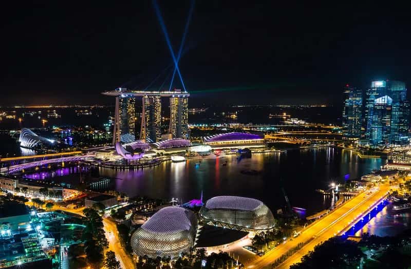 4. Singapore - The City That Rewrites the Rules (Image Credits: Flickr)