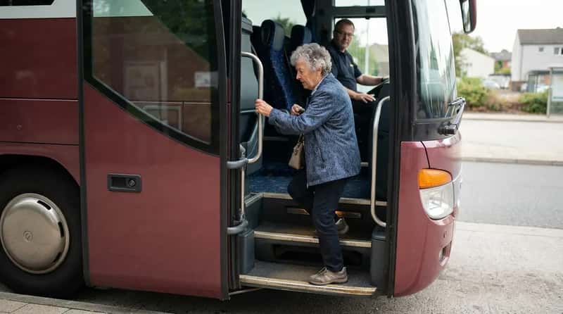 10 - The Handrail Test: Spotting Mobility Needs in Seconds (Image Credits: Gemini)