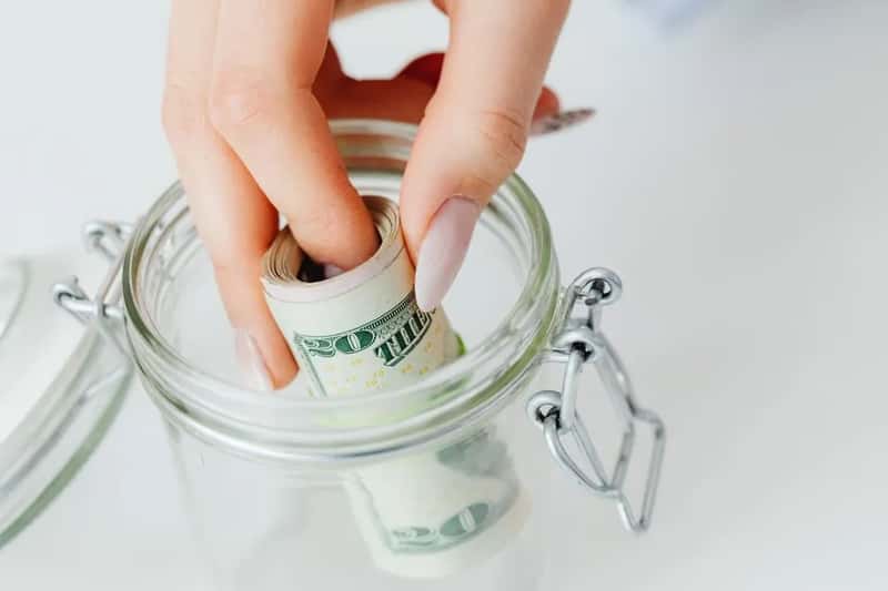 6. They keep a bigger emergency fund than a typical office worker (Image Credits: Pexels)